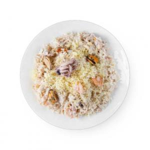 Ризотто с морепродуктами в сливочном соусе