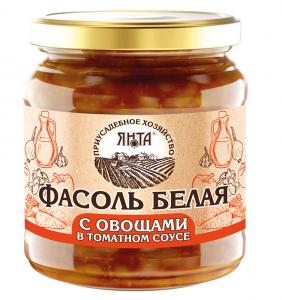 Фасоль белая с овощами в томатном соусе